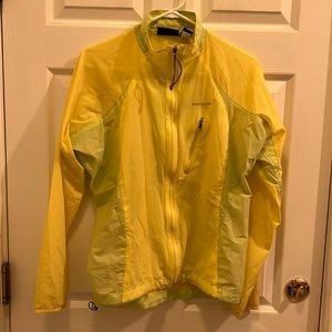 Patagonia Womens wind breaker